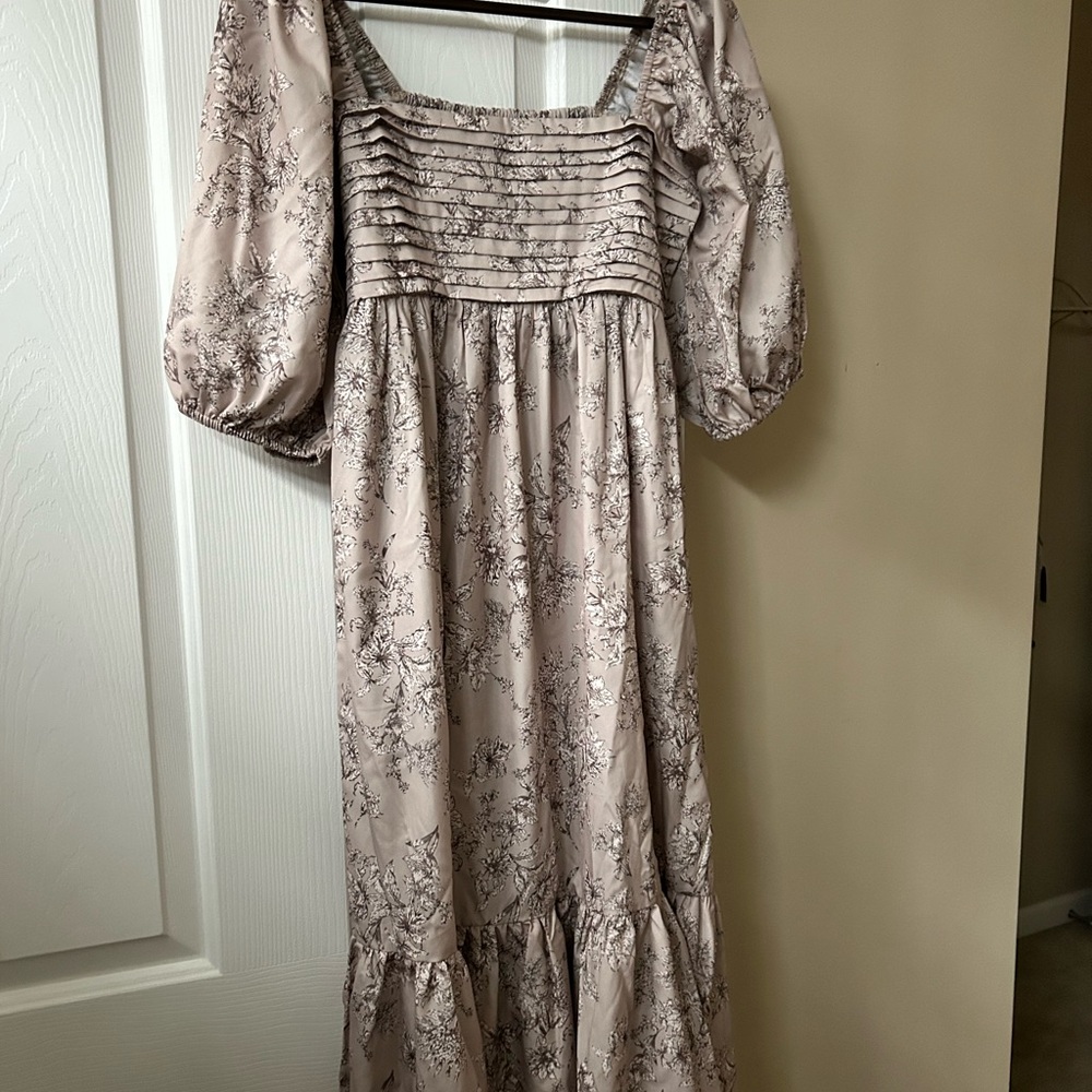 Maternity Floral Puff Sleeve Midi Dress